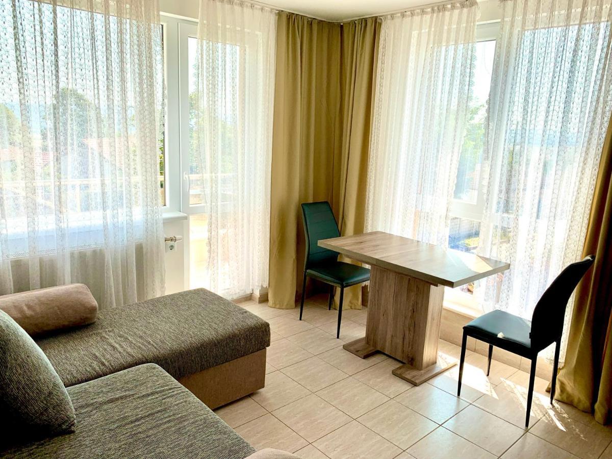 Byala Residence Apartments Экстерьер фото